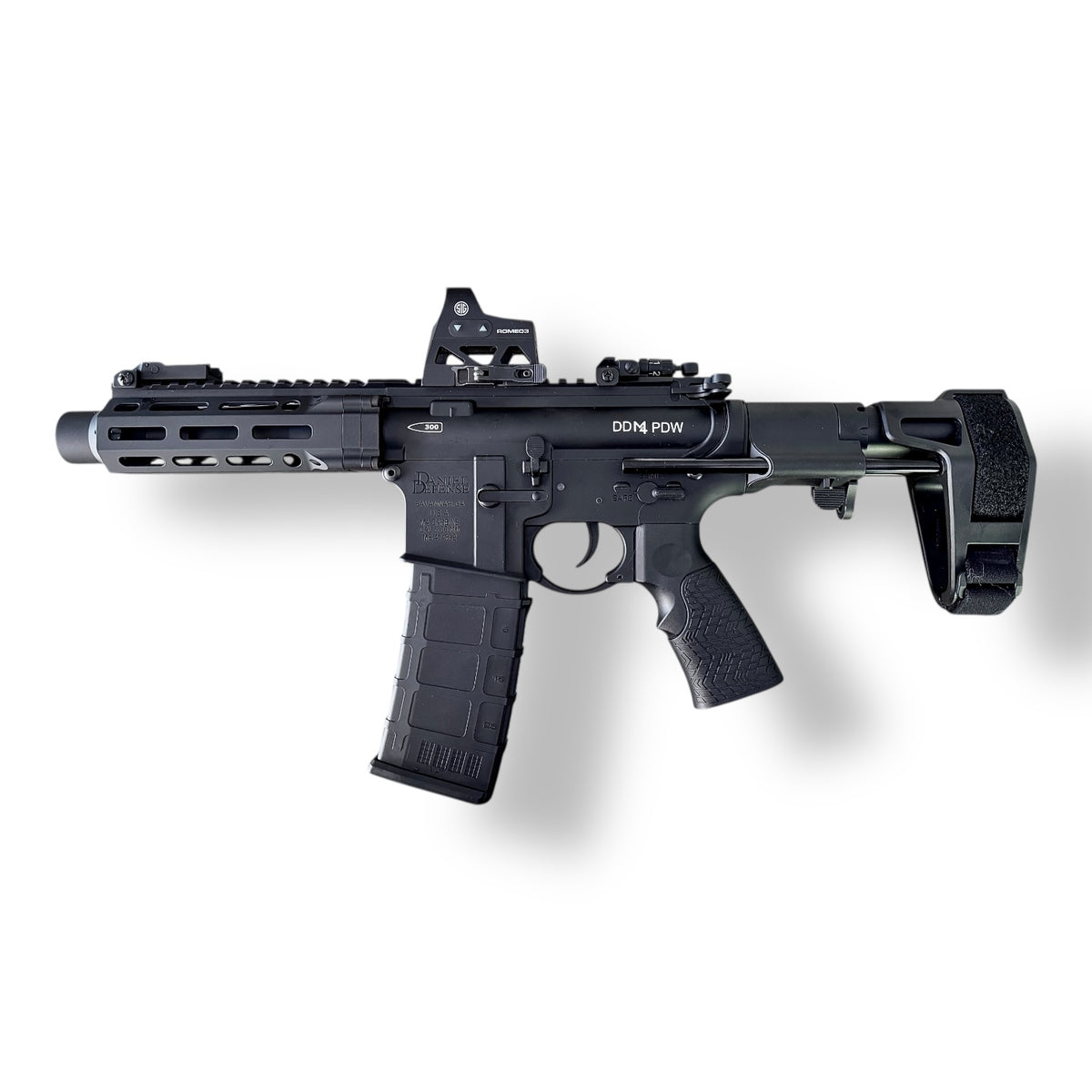 E&C Daniel Defense DDM4 MFR XS 6.1” MLOK Handguard .300 Blackout CQB PDW - AEG Gel Blaster Rifle Replica - pictured with a SIG Romeo3 Holosight on Quick Release height riser